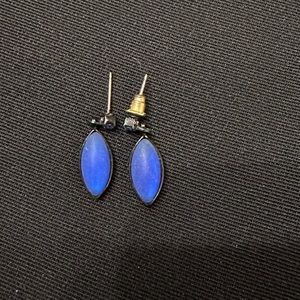 Handmade jewelry in Hawaii so no brand. Worn once!